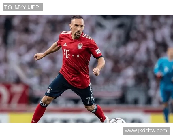 全球退役足球球星排名前十名揭秘 看看谁是足坛历史传奇巨星 全球退役足球球星排名前十名揭秘 看看谁是足坛历史传奇巨星