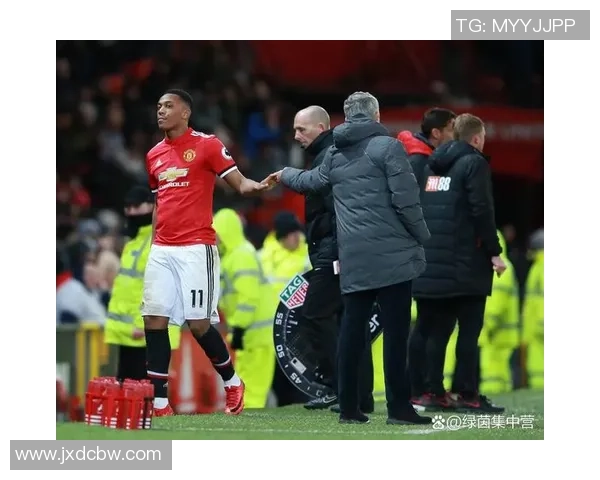 足球史上槽点最少的球星是谁他为何能赢得如此广泛尊重