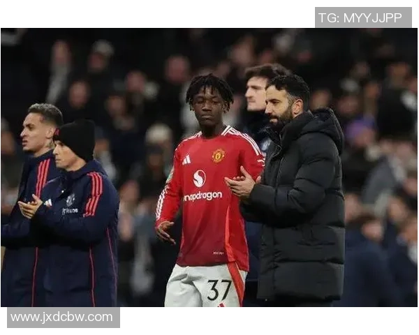 足球场上的恩怨情仇 从昔日队友到死敌 球星间的对立与纷争